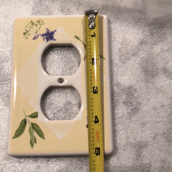 Ceramic Double Outlet Cover - Picture 4 of 4